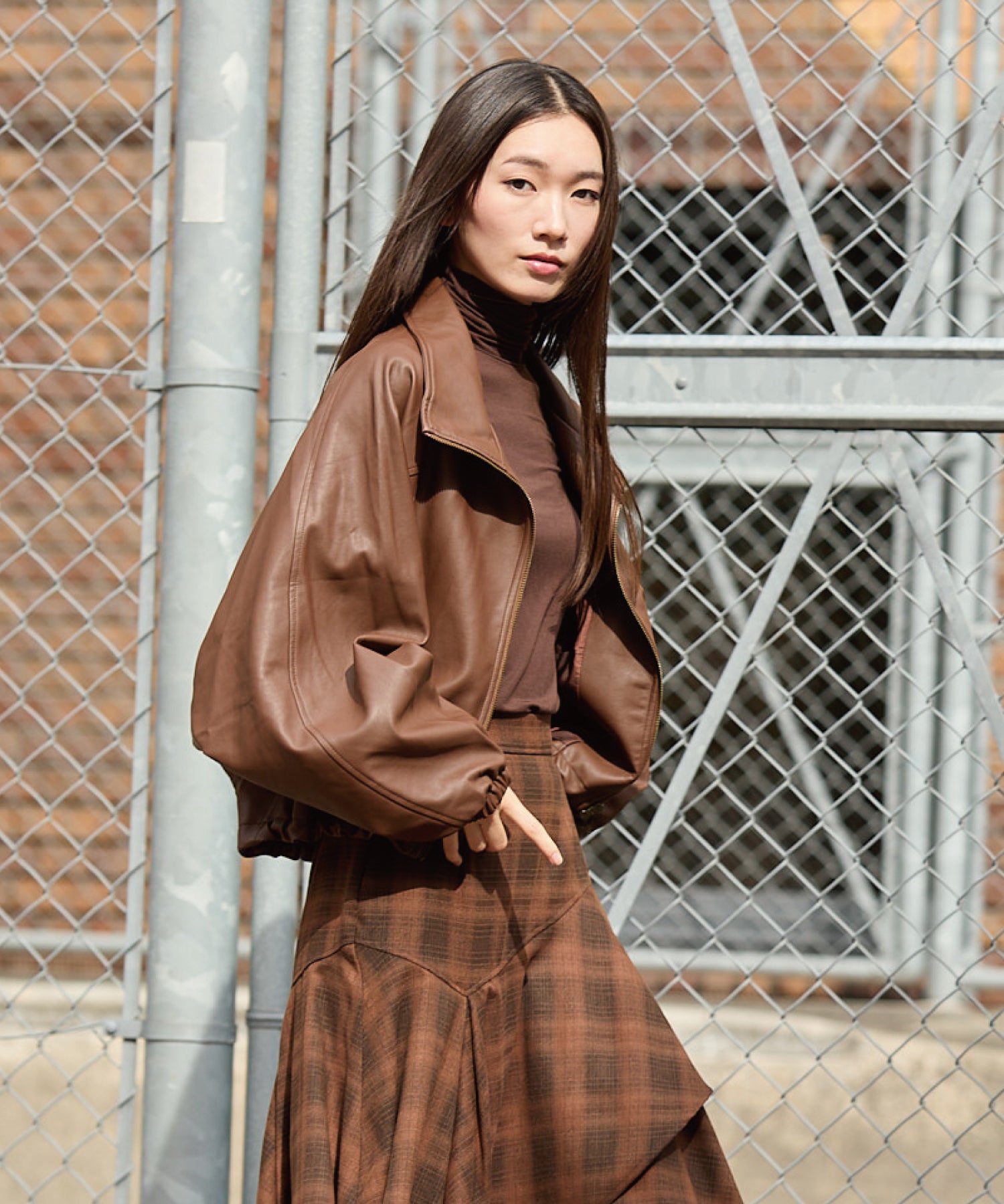 OUTER/JACKET – UNBORDER