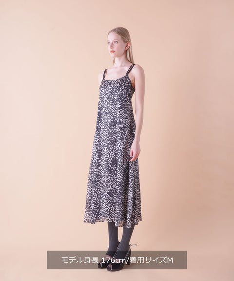 GIO-LaceUpMaxiDress
